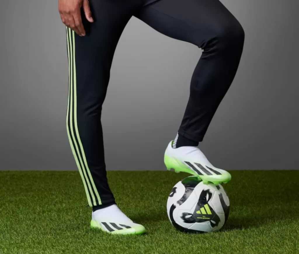 Буты профессиональные Adidas X Crazyfast.1 LL FG